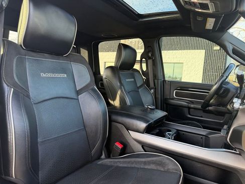 Used 2020 RAM 3500 Laramie image 40