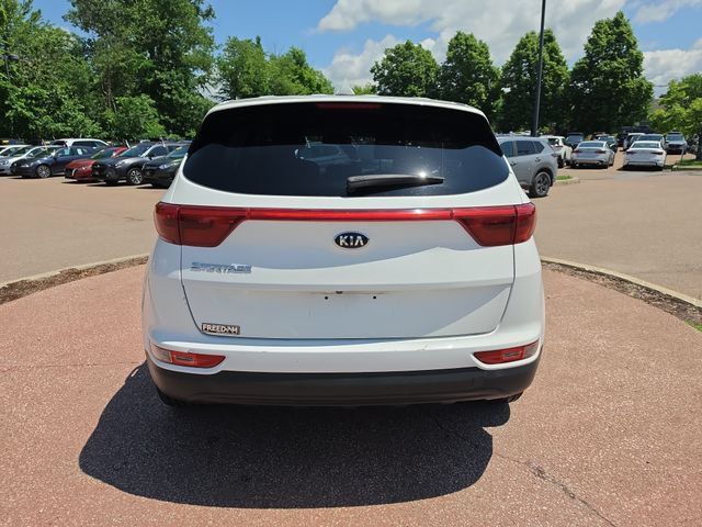 Used 2018 Kia Sportage LX AWD/4WD image 4