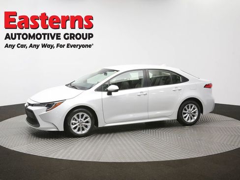 Used 2022 Toyota Corolla LE w/ LE Convenience Package image 56