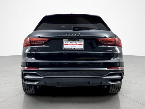 Used 2025 Audi Q3 2.0T Premium image 4