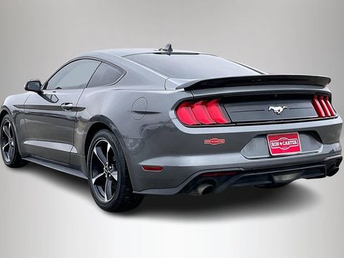 Certified 2022 Ford Mustang Coupe image 4