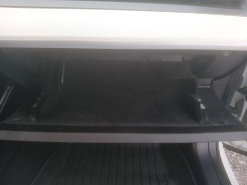 Used 2021 Tesla Model 3 Standard Range Plus image 47