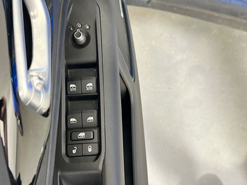 Used 2022 Jeep Compass Trailhawk w/ Sun and Sound Group AWD/4WD image 17