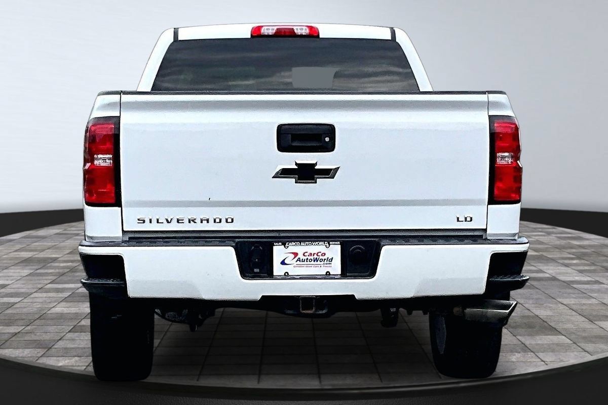 Used 2019 Chevrolet Silverado 1500 LT w/ All Star Edition AWD/4WD image 6