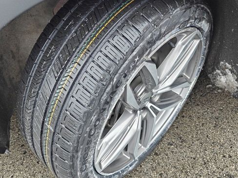 Used 2019 Cadillac XT4 Sport w/ Cold Weather Package image 33