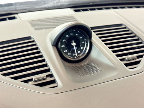 Used 2024 Porsche 911 Carrera T image 28