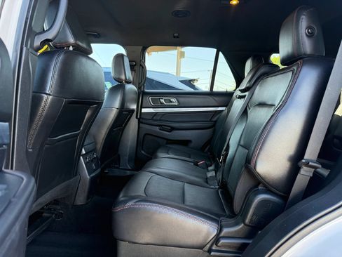 Used 2019 Ford Explorer Sport w/ Ford Safe & Smart Package AWD/4WD image 11