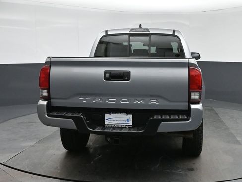 Used 2020 Toyota Tacoma SR w/ SR Convenience Package image 6