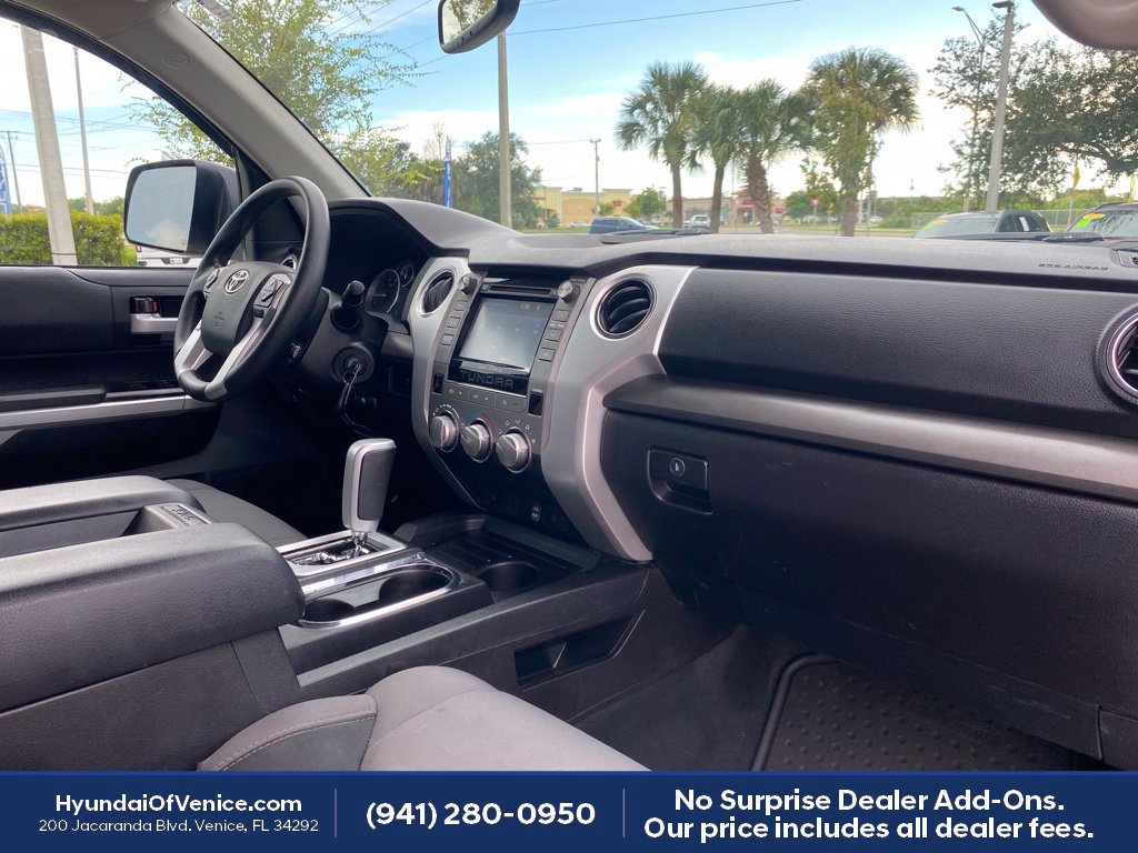 Used 2016 Toyota Tundra SR5 w/ SR5 Upgrade Package RWD image 15