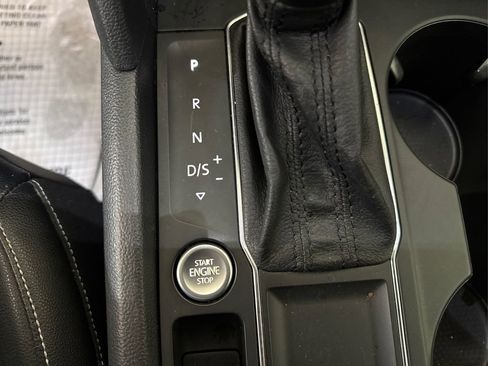 Used 2019 Volkswagen Atlas SE w/ Towing Package image 31