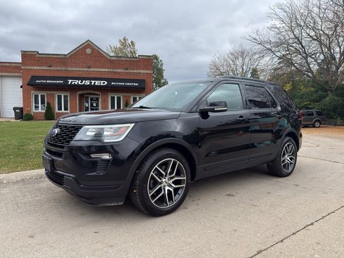 Used 2018 Ford Explorer Sport image 1