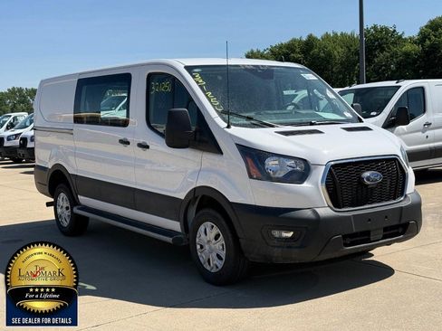 Used 2024 Ford Transit 250 Low Roof w/ Exterior Upgrade Package RWD image 3