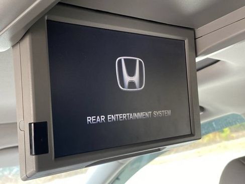 Used 2015 Honda Odyssey EX-L image 32