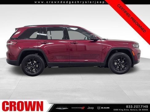 Certified 2025 Jeep Grand Cherokee Altitude AWD/4WD image 8