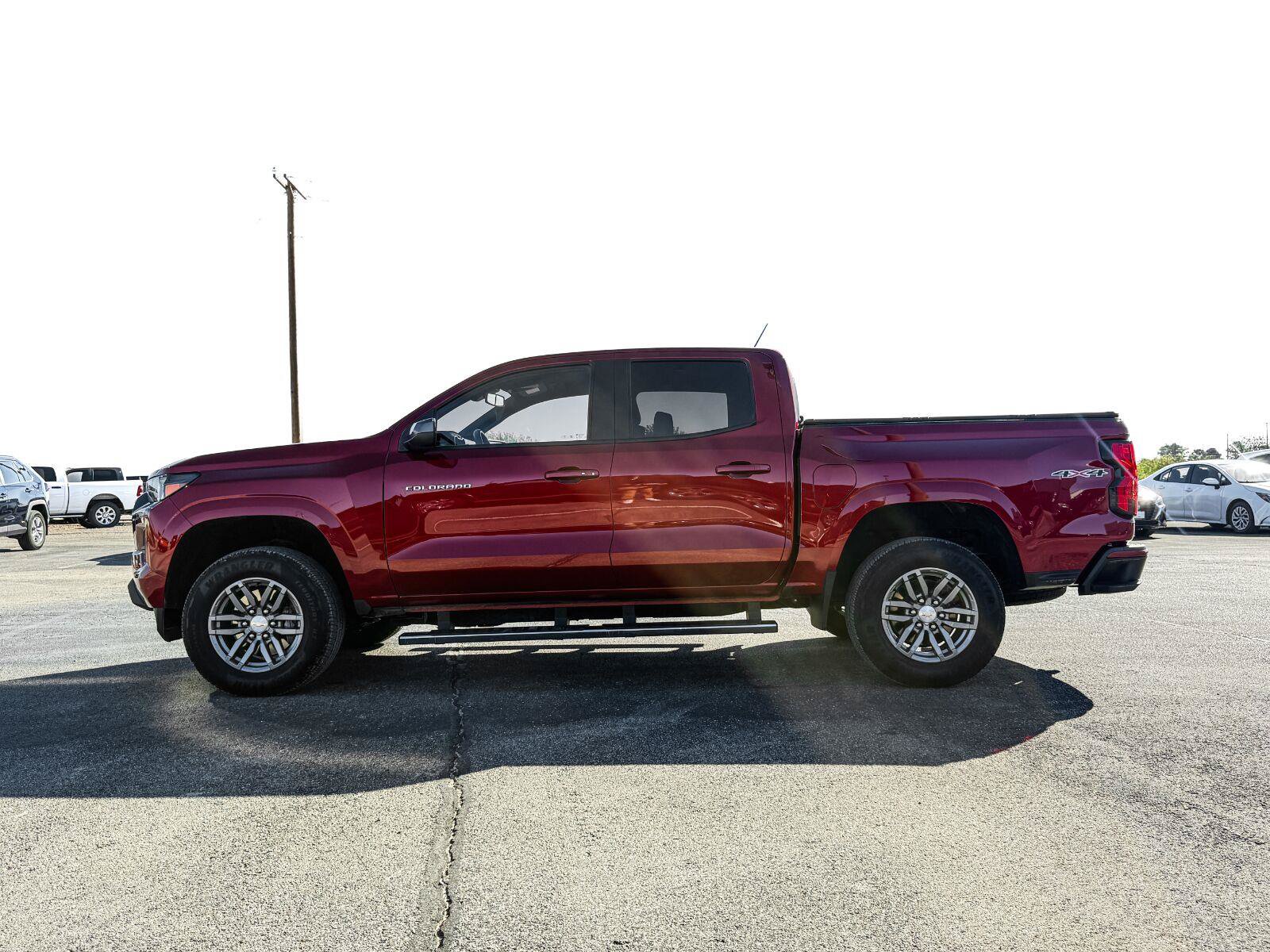 Certified 2024 Chevrolet Colorado LT w/ LT Convenience Package II AWD/4WD image 13