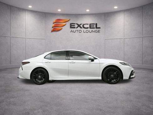 Used 2023 Toyota Camry XSE image 42