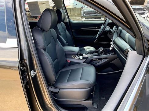 Used 2025 Kia Telluride S AWD/4WD image 7