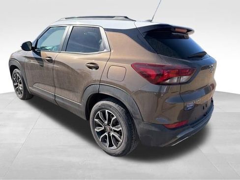 Used 2021 Chevrolet TrailBlazer ACTIV w/ Sun and Liftgate Package image 5