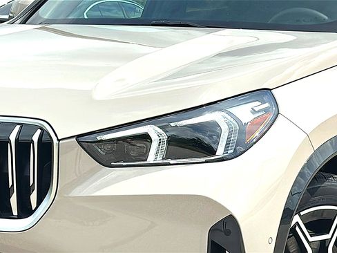 New 2026 BMW X1 xDrive28i w/ Convenience Package AWD/4WD image 4