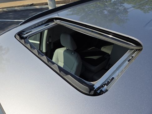 Certified 2022 Honda Pilot Special Edition image 4