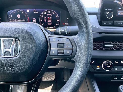 Used 2025 Honda Accord SE image 25