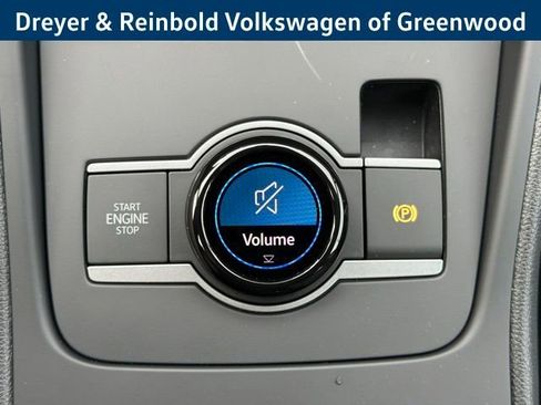 New 2026 Volkswagen Tiguan SE image 19