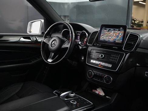 Used 2018 Mercedes-Benz GLS 450 4MATIC image 51