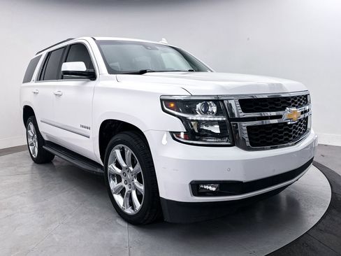 Used 2015 Chevrolet Tahoe LT w/ Luxury Package RWD image 13