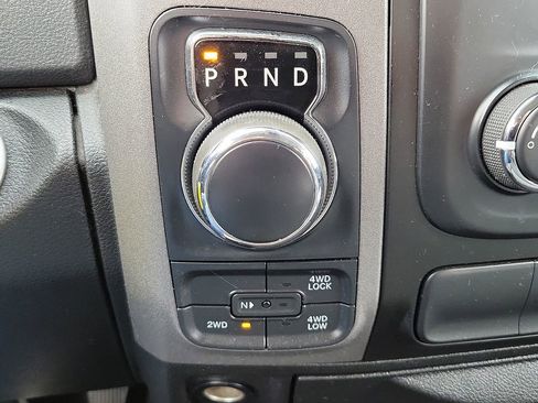 Used 2019 RAM 1500 Express image 17