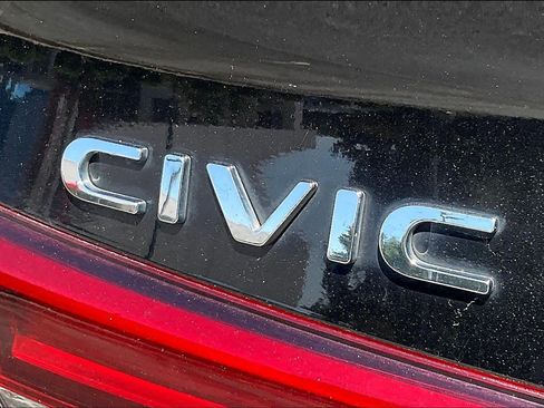 Used 2023 Honda Civic Sport image 30