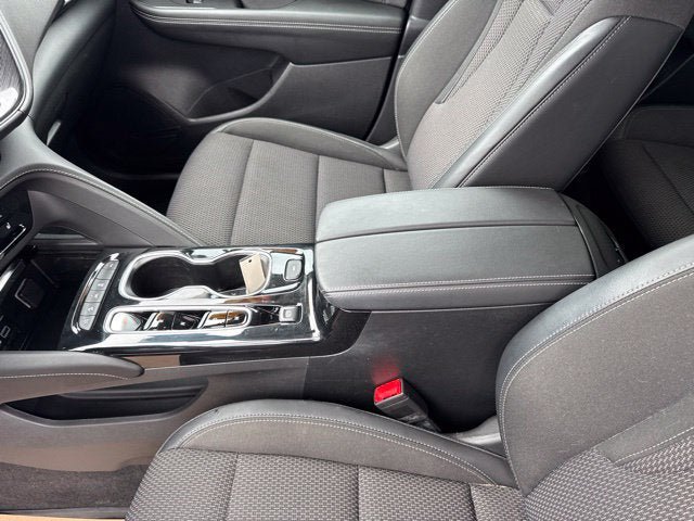 Used 2023 Buick Envision Preferred w/ Sport Touring Package AWD/4WD image 16