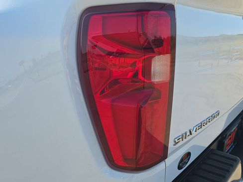 Used 2025 Chevrolet Silverado 3500 LT w/ Safety Package AWD/4WD image 32