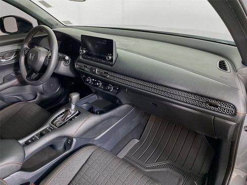 Used 2024 Honda HR-V Sport image 32
