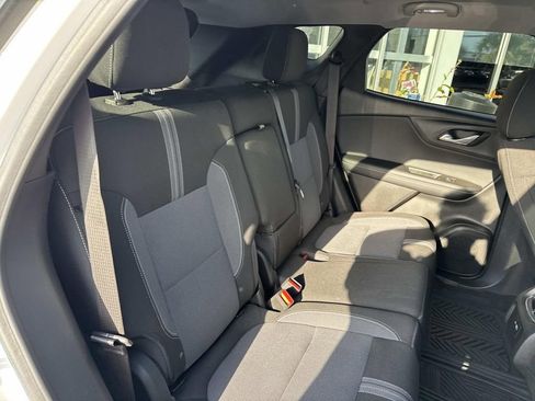Certified 2023 Chevrolet Blazer LT w/ Convenience Package image 10