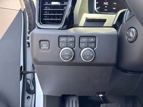 New 2026 GMC Sierra 1500 AT4X AWD/4WD image 19