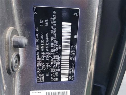 Used 2019 Toyota Sienna LE w/ Carpet Mat Package FWD image 23