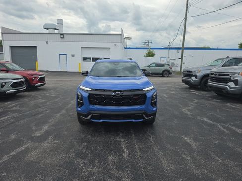 New 2027 Chevrolet Equinox RS w/ Safety and Technology Package FWD image 2