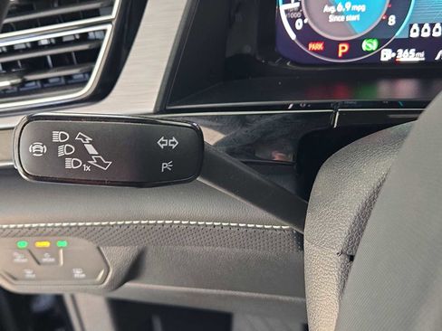 Used 2024 Volkswagen Atlas Cross Sport SE image 26