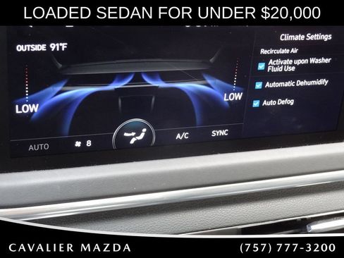 Used 2021 Hyundai Sonata Limited w/ Preferred Accessory Package FWD image 32