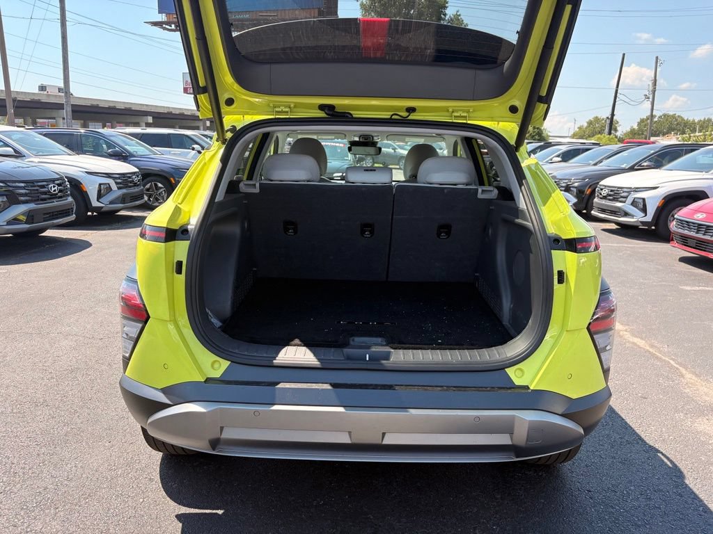 Used 2025 Hyundai Kona Limited AWD/4WD image 6