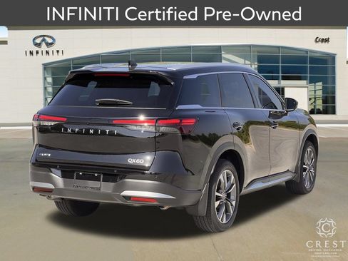Certified 2026 INFINITI QX60 Luxe w/ Family Package FWD image 3