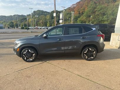 New 2026 Kia Seltos SX w/ SX Sunroof Package