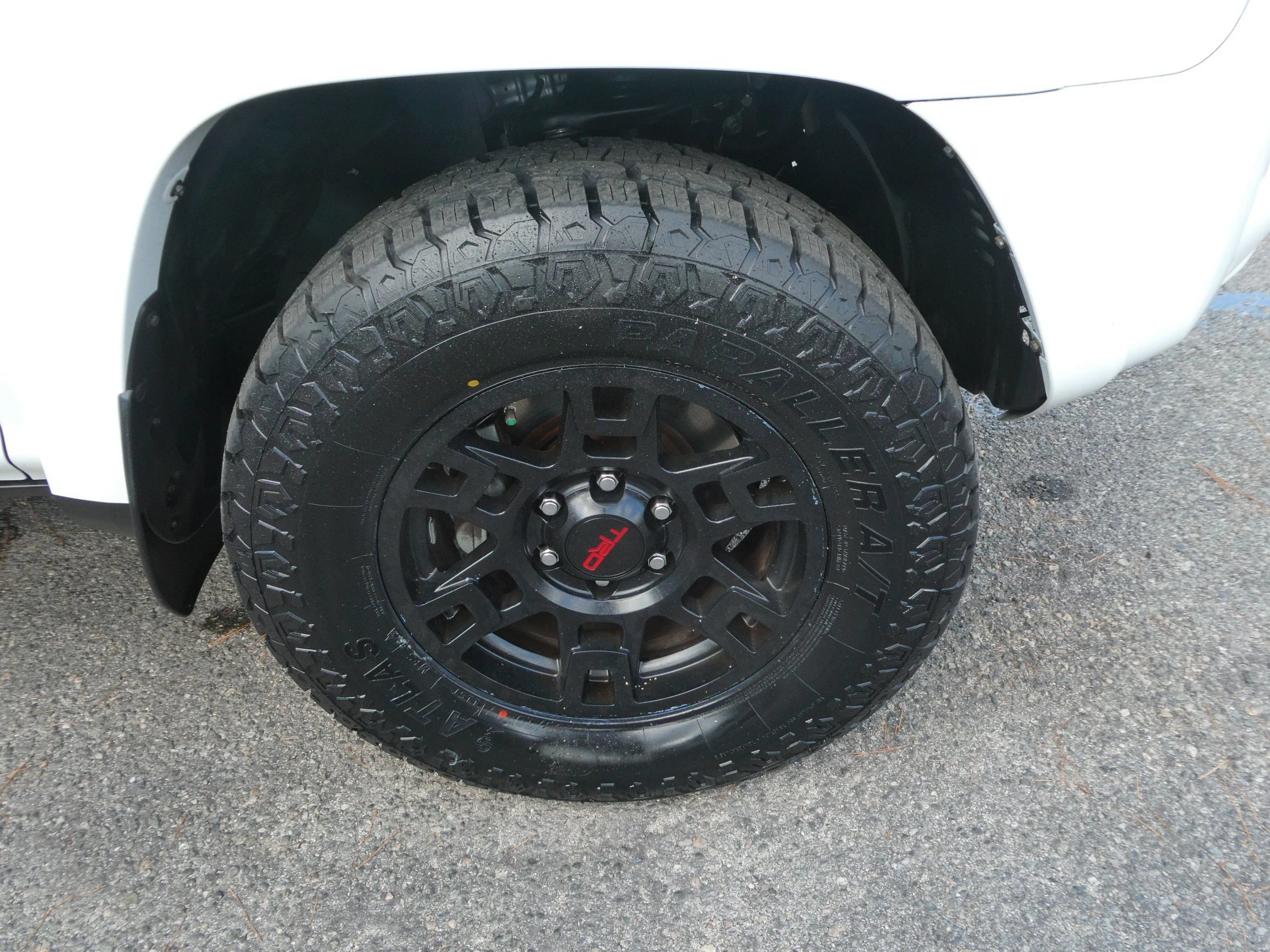 Used 2019 Toyota 4Runner SR5 Premium AWD/4WD image 33