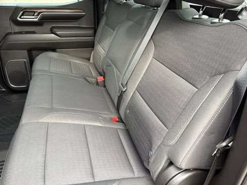 Certified 2022 Chevrolet Silverado 1500 RST AWD/4WD image 10