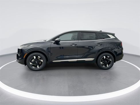 New 2026 Kia Sportage LX image 5