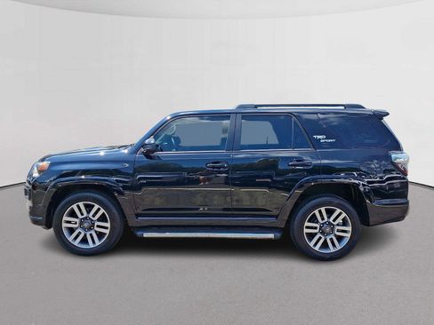 Used 2022 Toyota 4Runner TRD Sport AWD/4WD image 6
