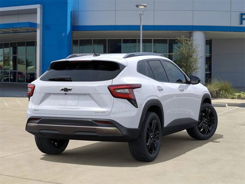 New 2026 Chevrolet Trax ACTIV image 4