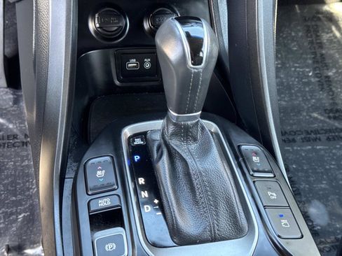 Used 2019 Hyundai Santa Fe XL image 15