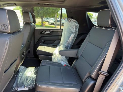 New 2026 Chevrolet Tahoe Premier AWD/4WD image 17
