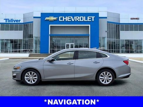 Used 2024 Chevrolet Malibu LT image 4